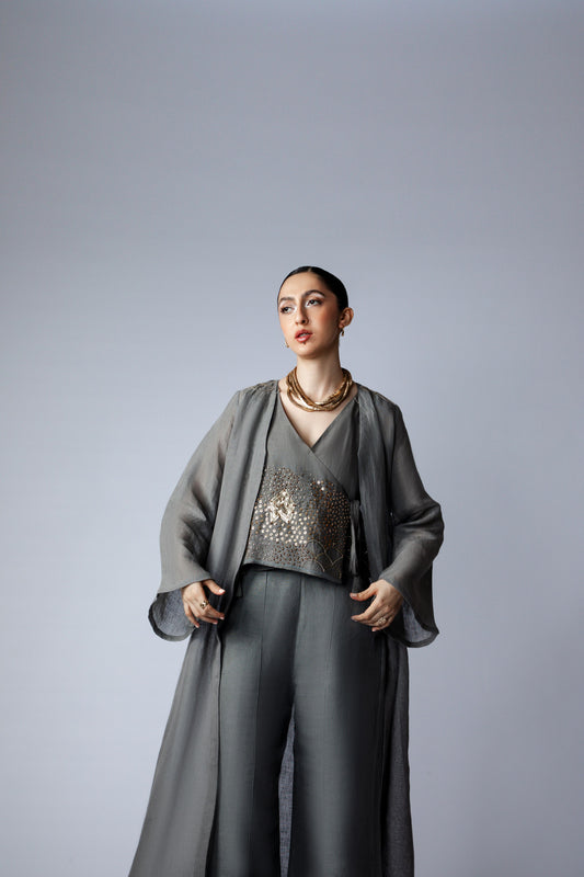 CHILLUMINATED W Shrug Set - Gray
