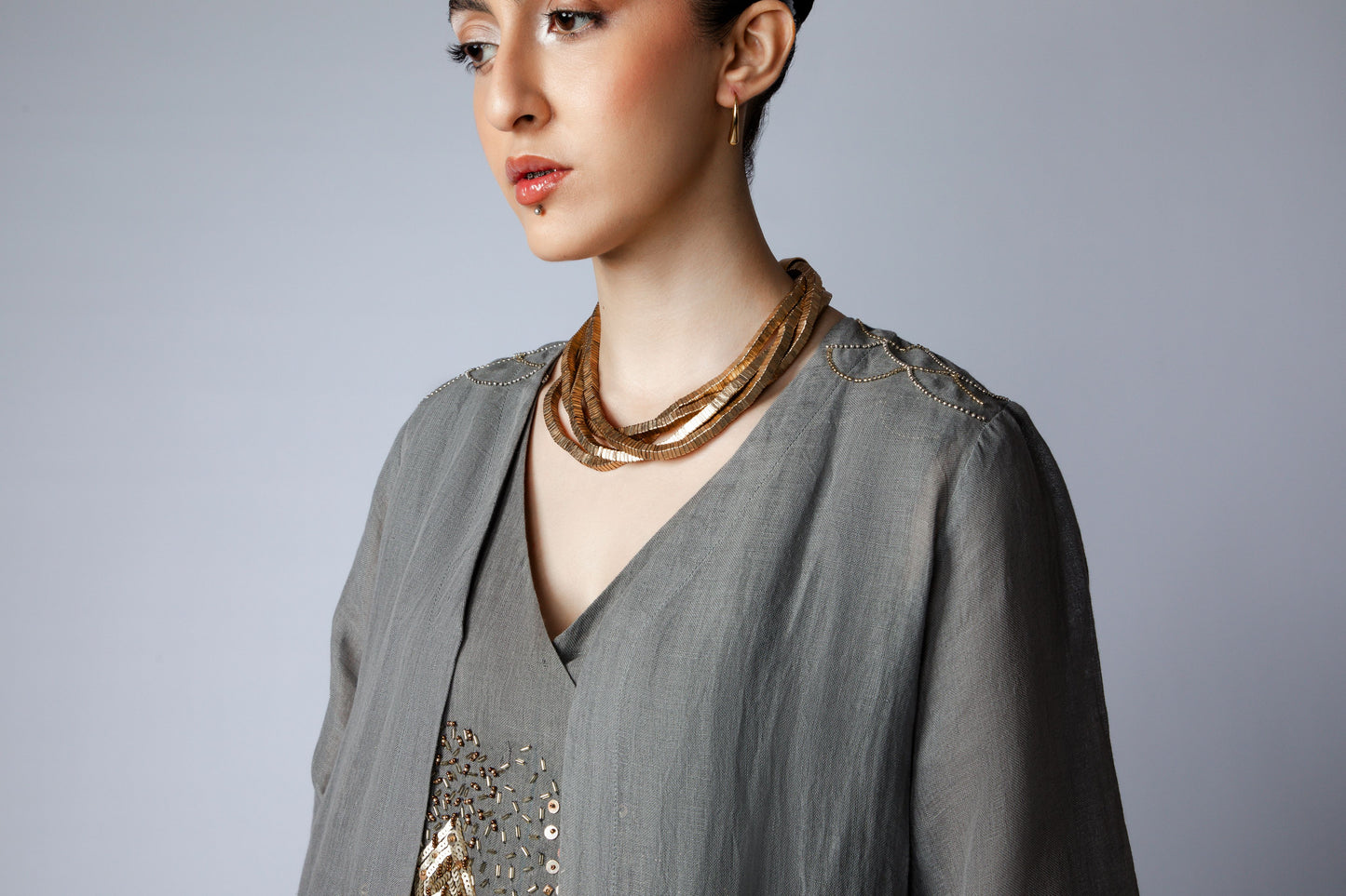 CHILLUMINATED W Shrug Set - Gray