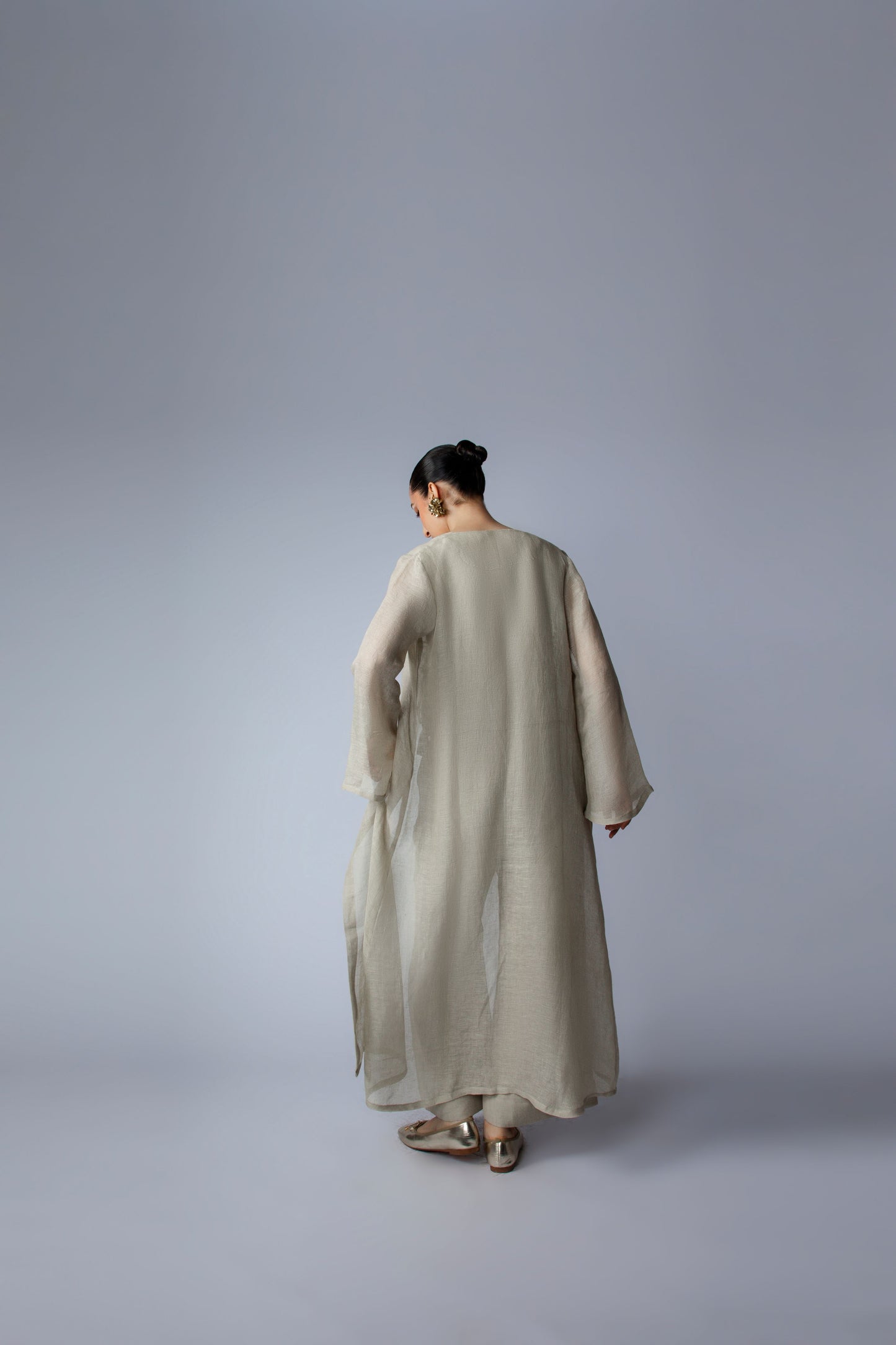 CHILLUMINATED W Shrug Set - Beige